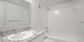 Mirador at Woodside Gallery 13