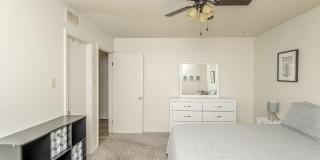 20 Woodhill Dr. Gallery 23