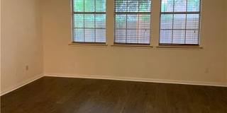 Room in 5 Bedroom Home at Fort Grant Dr Gallery 15