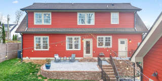 Great location, less than one mile from Historic Downtown Franklin. Gallery 40
