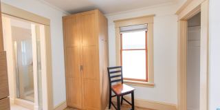 1208 East Barclay Court Gallery 18