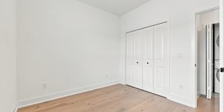 GORGEOUS Like NEW 4/3.5 CUSTOM TOWNHOME Gallery 21