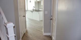 ✨ Beautiful 4 Bed / 2.5 Bath Townhome in The Exchange – Lehi Gallery 6