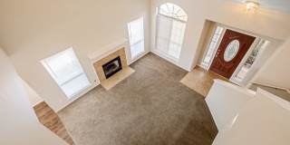 Charming East Austin 2-Story | 3BR | Spacious Yard & Modern Kitchen Gallery 16