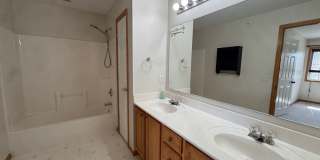 Luxurious 3 Bedroom, 2 Bathroom GORGEOUS townhome! Gallery 14