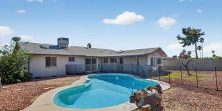 Charming 4BR House in Phoenix Gallery 31