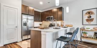 Chisholm at Tavolo Park Gallery 10