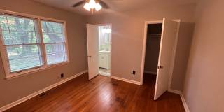 3BR- 1.5BA house with large yard- with move in special to get cash off rent! Gallery 6