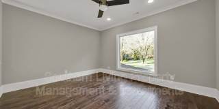 2011 Sharon Ave Gallery 28