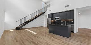 Onyx on Park Gallery 118