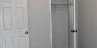 Remodeled 3 Bedroom Ranch Gallery 21