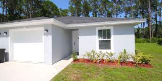 Roomy 3 Bed 2 Bath Duplex Home for Rent w Lawn Cutting Included! Gallery 5