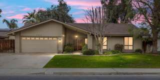 Beautiful Laurelglen Home with Lush Landscaping! Gallery 1
