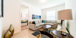 Modern 5-bed/4-bath pool home. FURNISHED Gallery 14