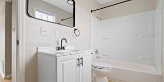 The Prairies Apartment Homes Gallery 17