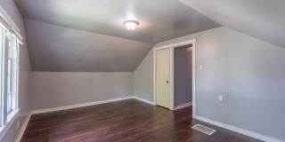 3 Bed Home in the Heart of Whitefish Bay Gallery 18