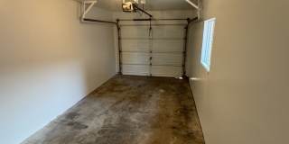 Stunning 2BD/1BA Condo w Garage - Prime Location! Gallery 11