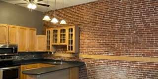 913 Main Street Gallery 1
