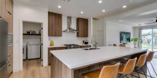 7210 Shallowford Avenue Gallery 23