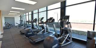 3833 N Broadway Gallery 407