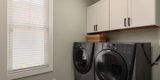 150 Manning Square Gallery 16