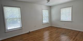 3301 Bull St Gallery 23