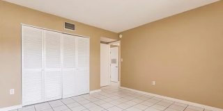 4923 Vincennes Ct Apt 3 Gallery 10