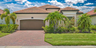 NOW AVAILABLE! Gorgeous 4/3 Pool Home in Bonita National! Gallery 1
