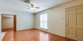 2-BEDROOM HOME IN WILSHIRE VILLAGE Gallery 14