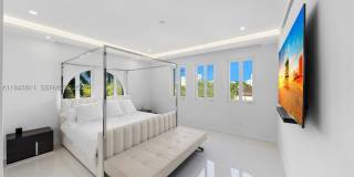 600 Coral Way Gallery 7