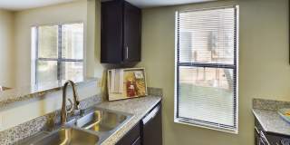 Stoney Brooke Apartments Gallery 3