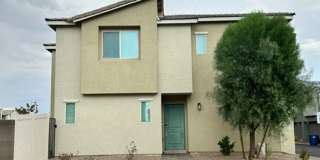 MOVE IN READY!! 3 bd, 2.5 ba, 2 car garage, loft- GATED COMMUNITY! Gallery 1