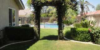 Spacious 4 Bed / 2 Bath Home in HOA Community with Gardening Included Gallery 12