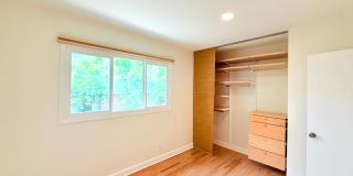 Fantastic 3 bed - 2 bath Home with backyard in North Hills Gallery 19