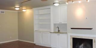 Beautiful Updated Two Story Townhouse In GREAT LOCATION Gallery 5