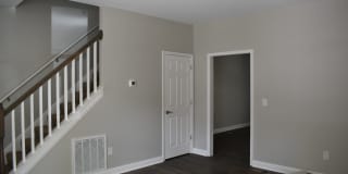 Shelby Park Amazing Newly Renovated 3 Bedroom House/1.5 BA Shelby Park Amazing Newly Renovated 3 Bedroom House/1.5 BA Gallery 3