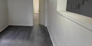1121 Pawnee Lane Gallery 24