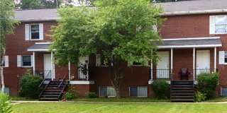 Beautiful and Spacious Townhomes near IU Campus Gallery 1