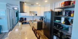 Beautiful Condo with Ocean Views Gallery 6