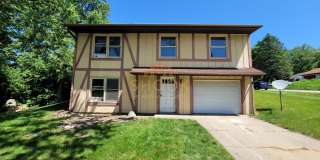 3BR/2BA BI-LEVEL ON LAFAYETTE'S SOUTH SIDE Gallery 1