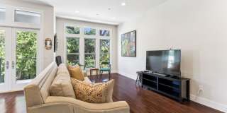 135 Cedar Street unit: 105 Gallery 10