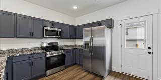 Pet Friendly Two Bedroom! Gallery 12