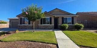 Newer 3 Bedroom 2 Bathroom in Tulare! $300 off First Month's Rent!!! Gallery 1