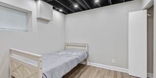 6039 Jackson Ave Gallery 8