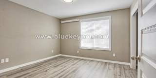2 Bed, 2.5 Bath Townhome on Broadway and E. 28th Street Gallery 13