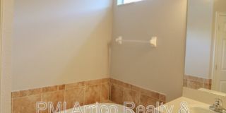 622 Breezeway Ct Gallery 10