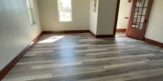 Farmhouse - Exeter Gallery 1