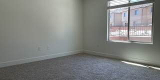 Desert Bluff 4 Bed Home! Gallery 13