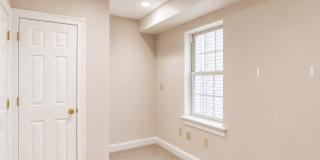 2542 W GIRARD Avenue Gallery 14