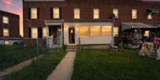 Updated 3‑Bed, 2‑Bath Home with New Flooring in a Walkable Community Gallery 1